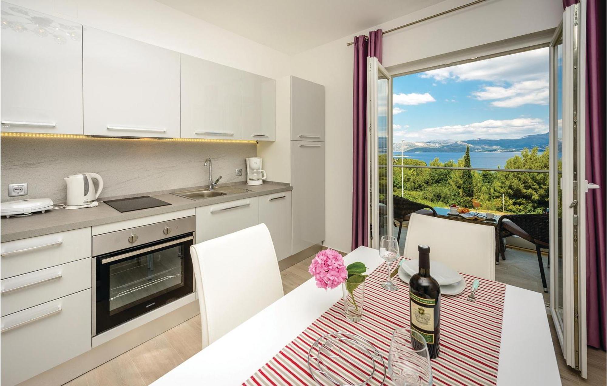 Amazing Apartment In Cavtat With House Sea View Exterior foto